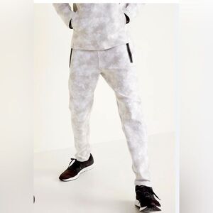 OLD NAVY TECHIE FLEECE SWEATPANTS